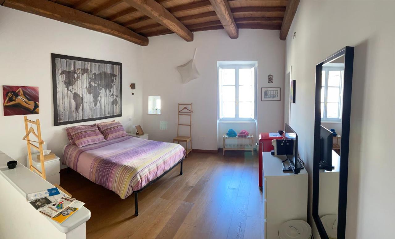 Bed and Breakfast Palazzo Pica Alfieri Centro Storico LʼAquila Exterior foto